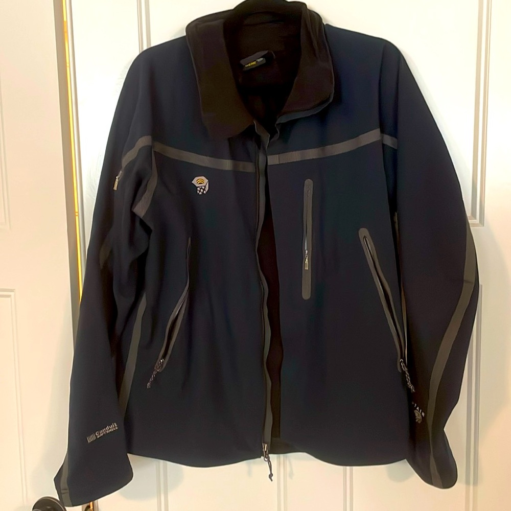GUC men’s soft shell jacket
